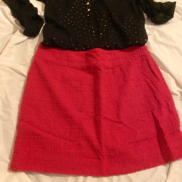 mini skirt - Picture 3 of 9